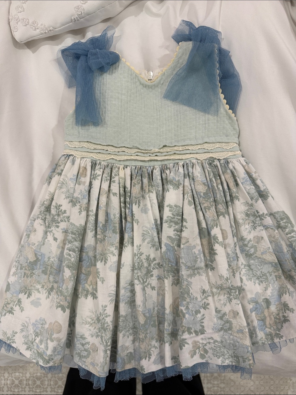 Blue Floral Toile Girls' Formal Dress with Tulle Shoulder Bows